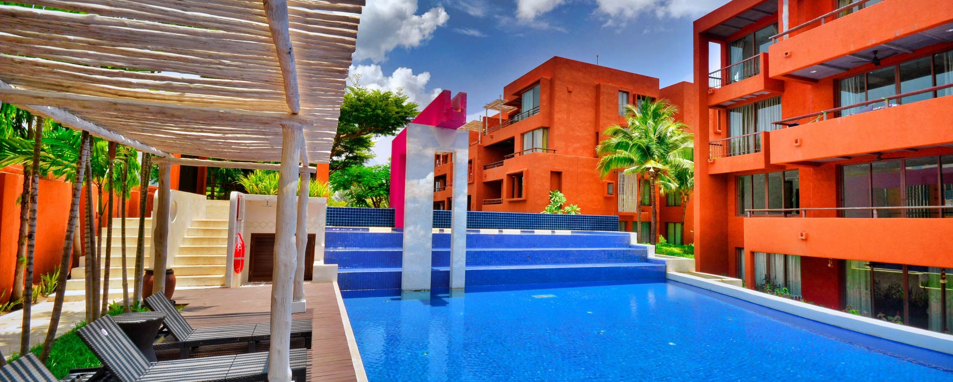 bg-revslider-home1-03